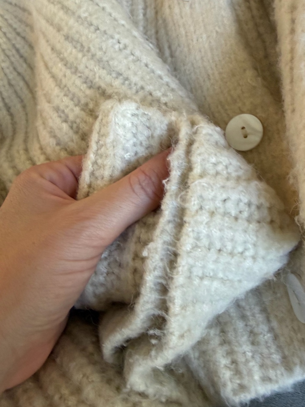 Ivory Ribbed Button-Front Cropped Cardigan Sweater - Picture 7 of 8